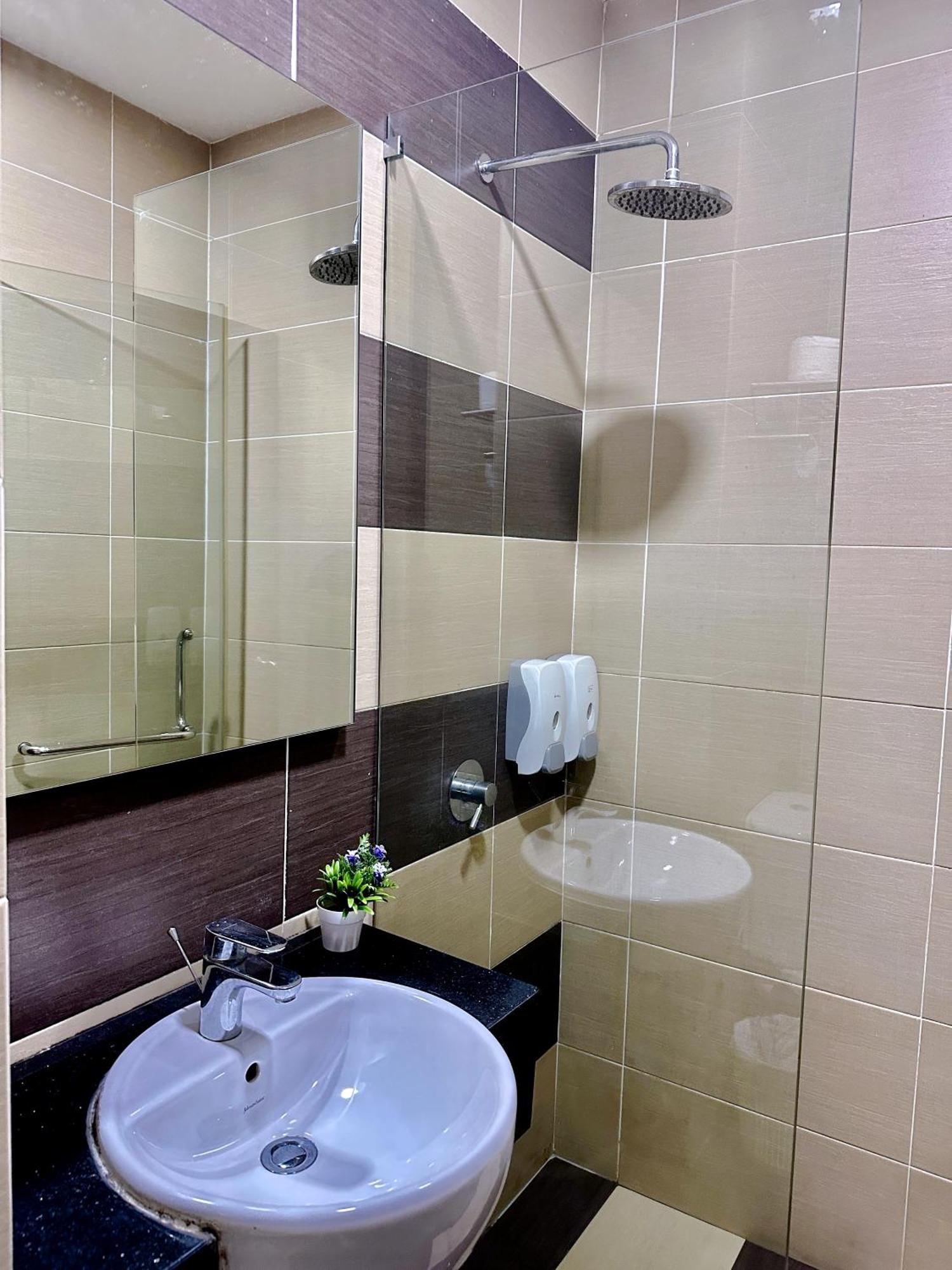 Ksl City Mall 6-10pax K25-netflix-smarttv 65inch Apartemen *