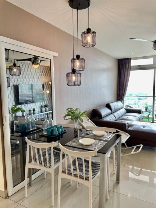 Apartemen Ksl City Mall 6-10pax K25-netflix-smarttv 65inch *